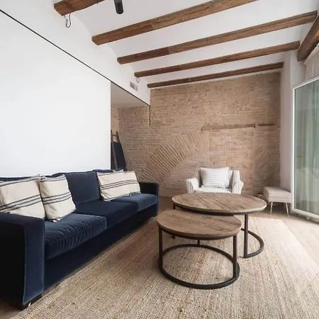Downtown With Terrace Appartamento Valenza